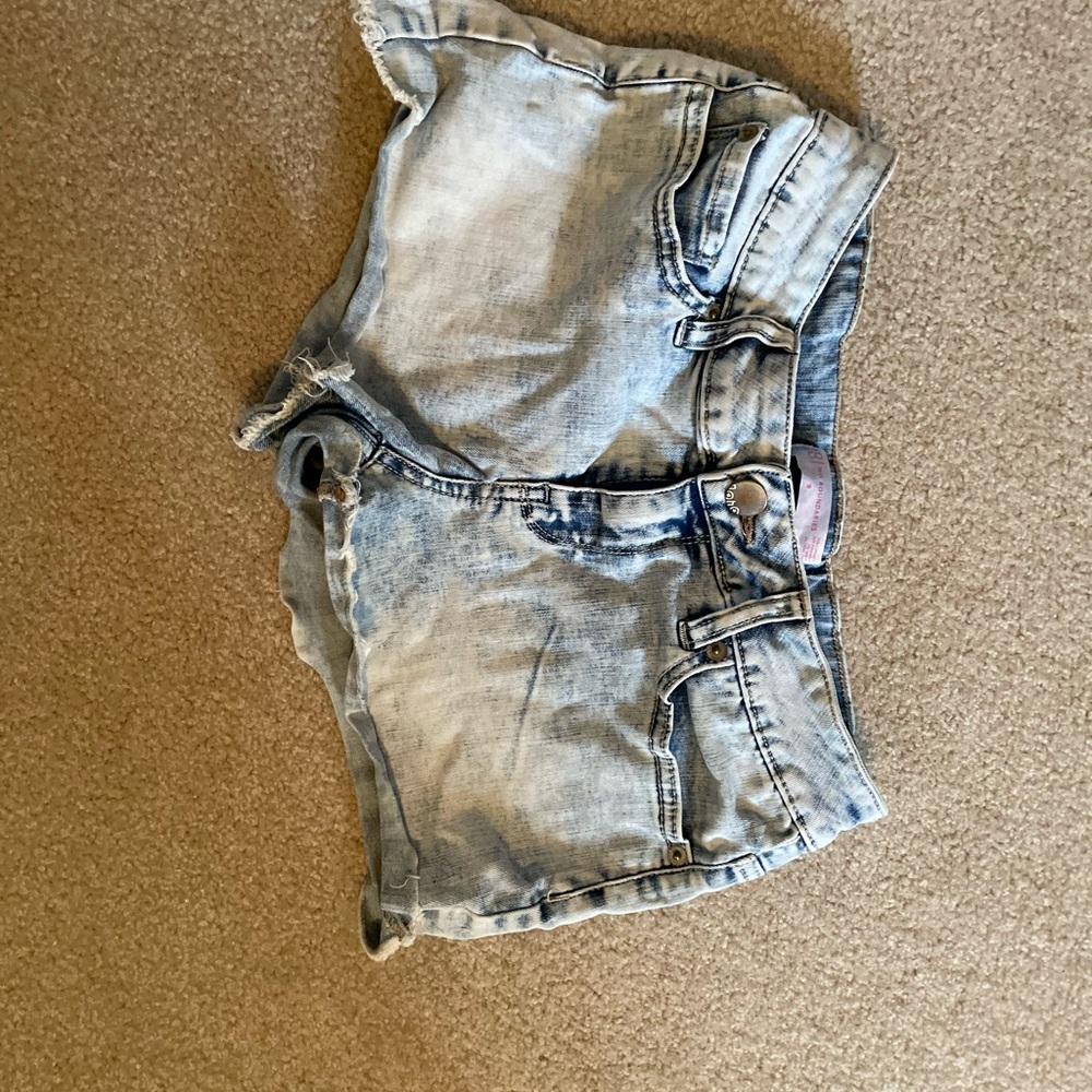 Women’s Jean shorts